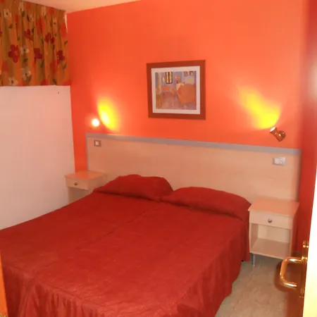 Park Aparthotel 2*