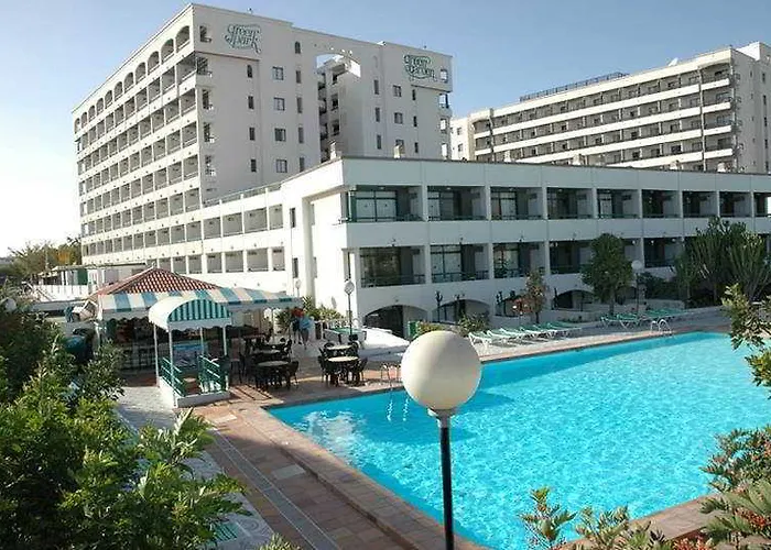 Aparthotel Park 2*